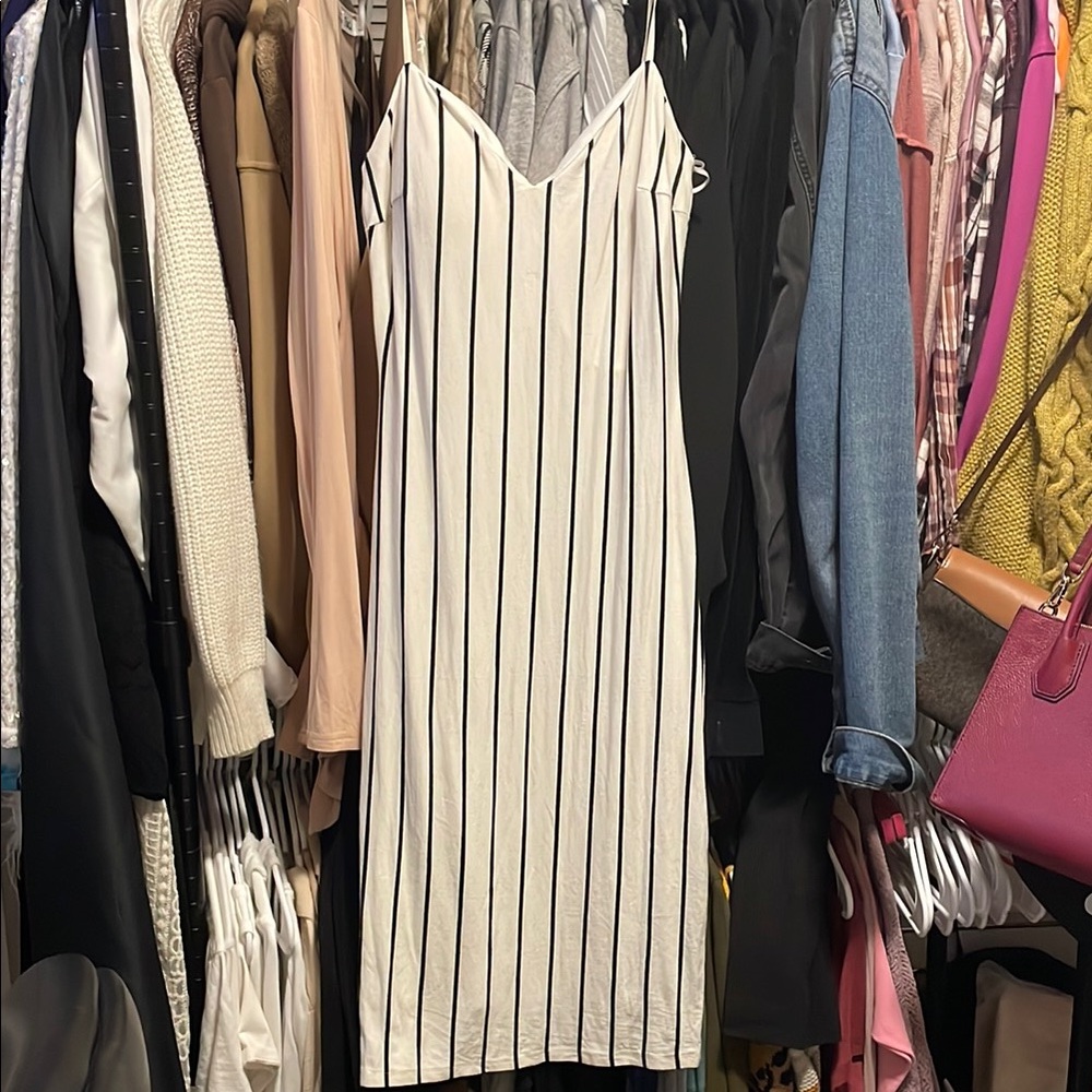 Fashion Nova White & Black Pinstripe Slip Dress – Size L